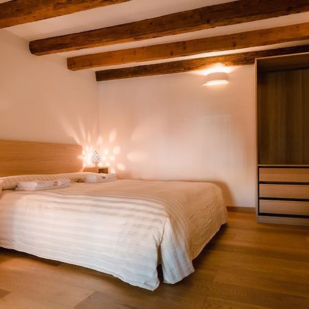 Historical And Luxury Apartment Bologne Extérieur photo